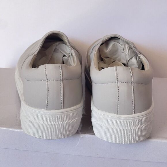 Womens Loafers Size 6.5 Gray Perforated Slip On Comfortable Casual Flat Shoes - Picture 9 of 16